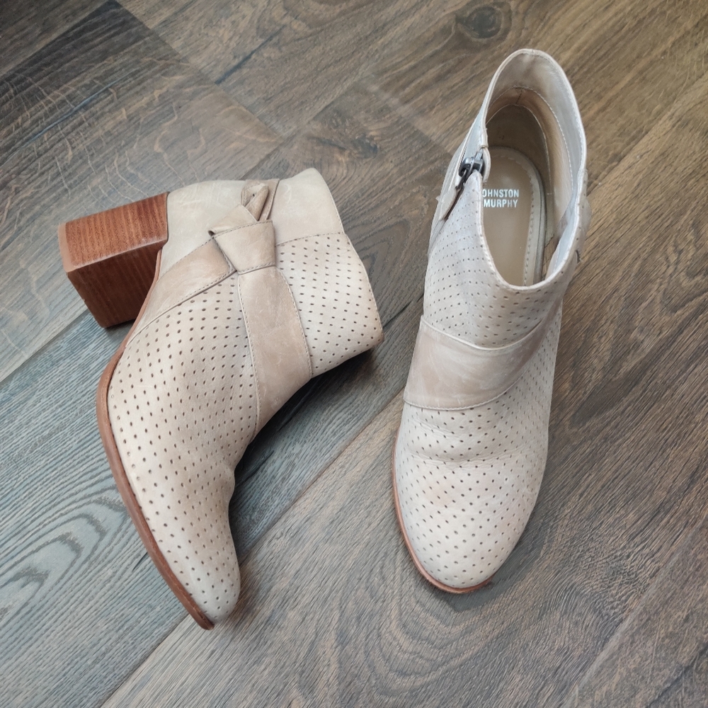 Johnston & Murphy Zip Leather Block Heel Boot Womens Size 10 Neutral